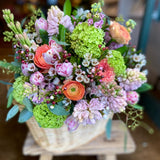 Bouquet of the Month – Seasonal Luxury Flowers