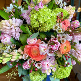 Bouquet of the Month – Seasonal Luxury Flowers