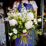 White Out Bouquet – Timeless Elegance in Bloom