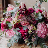 Valentine's Showstopper Bouquet – A Bold Expression of Love