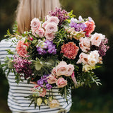 Pretty in Pink Bouquet – Effortless Chic, Unmistakably Feminine